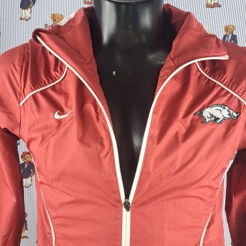 Arkansas Razorbacks Nike Storm Fit stitched logo lightweight Women's Sm jacket - Picture 6 of 8